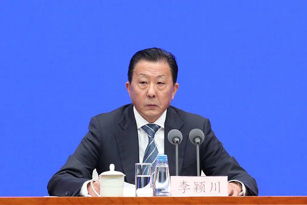 亚洲欧美另类吹潮